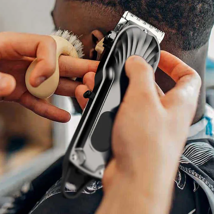 ماكينة تشذيب الشعر الكهربائية اللاسلكية . Professional Cordless Electric Hair Trimmer USB Hair