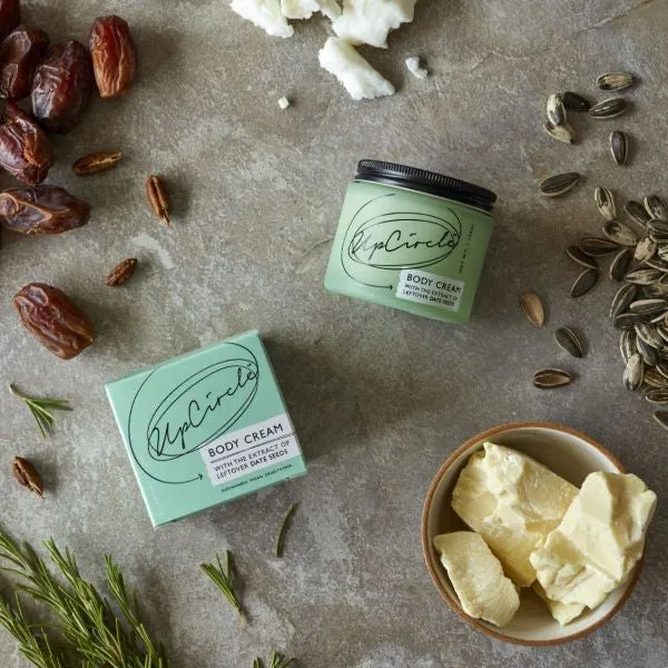 Body cream with date seeds