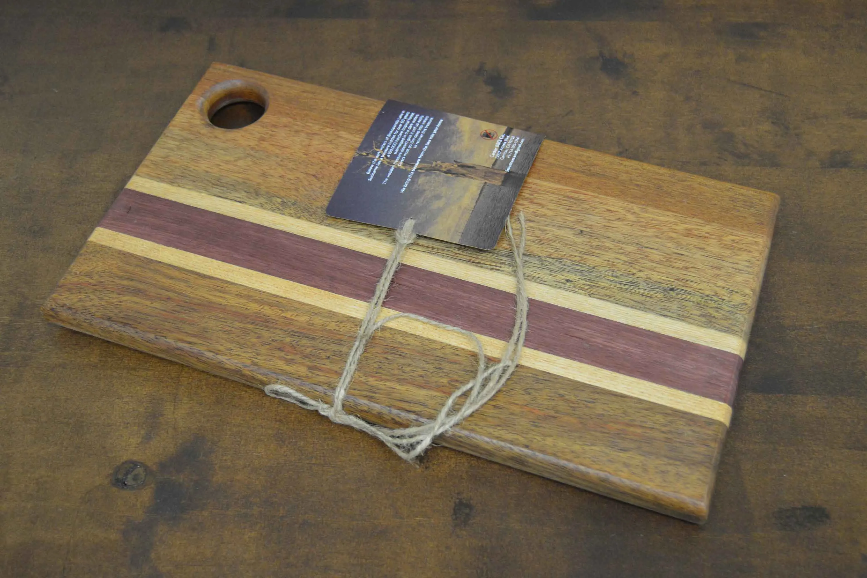 Charcuterie Wood Board - Earth Shape