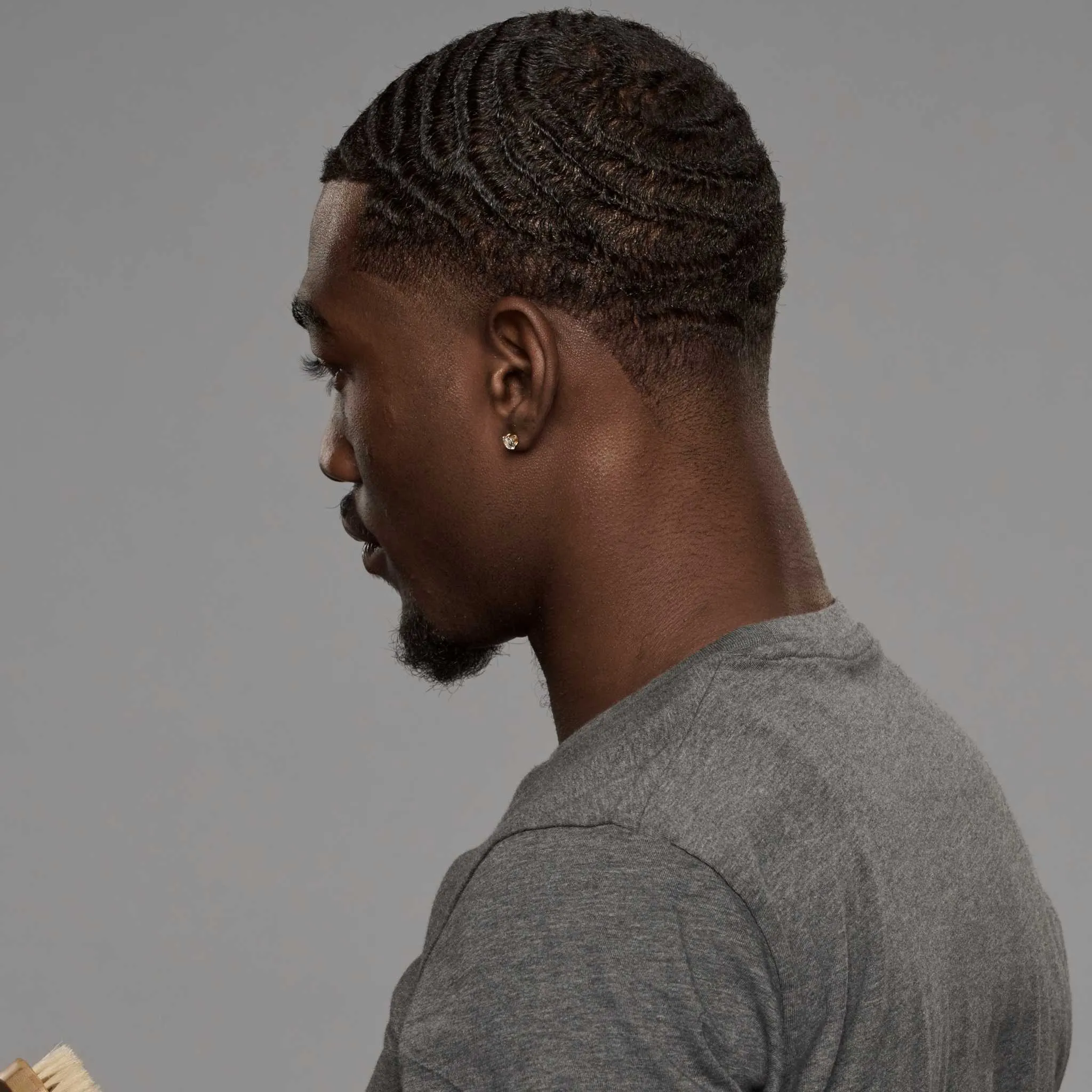 Men's Wash & Style 7-pc Set with 360 Wave & Beard Brush: Sculpt Your Style, Pamper Your Scalp, Hydrate Your Hair